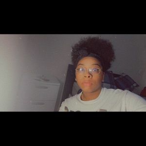 Meet your Posher, Markelya